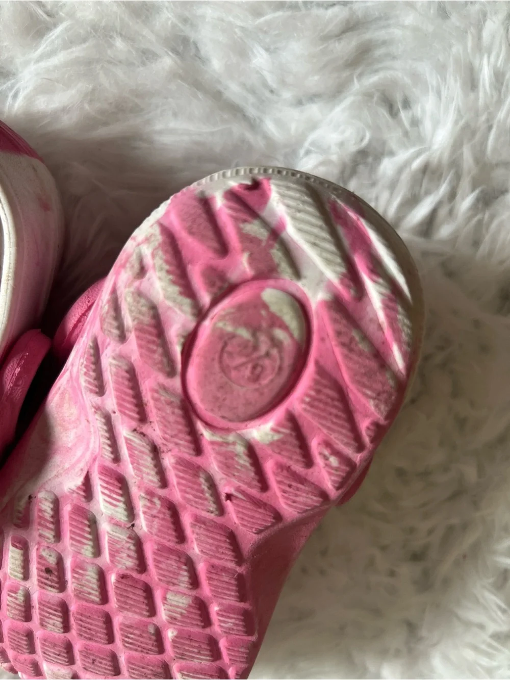 Kids Pink Tie-Dye Water Clog with Secure Heel Strap